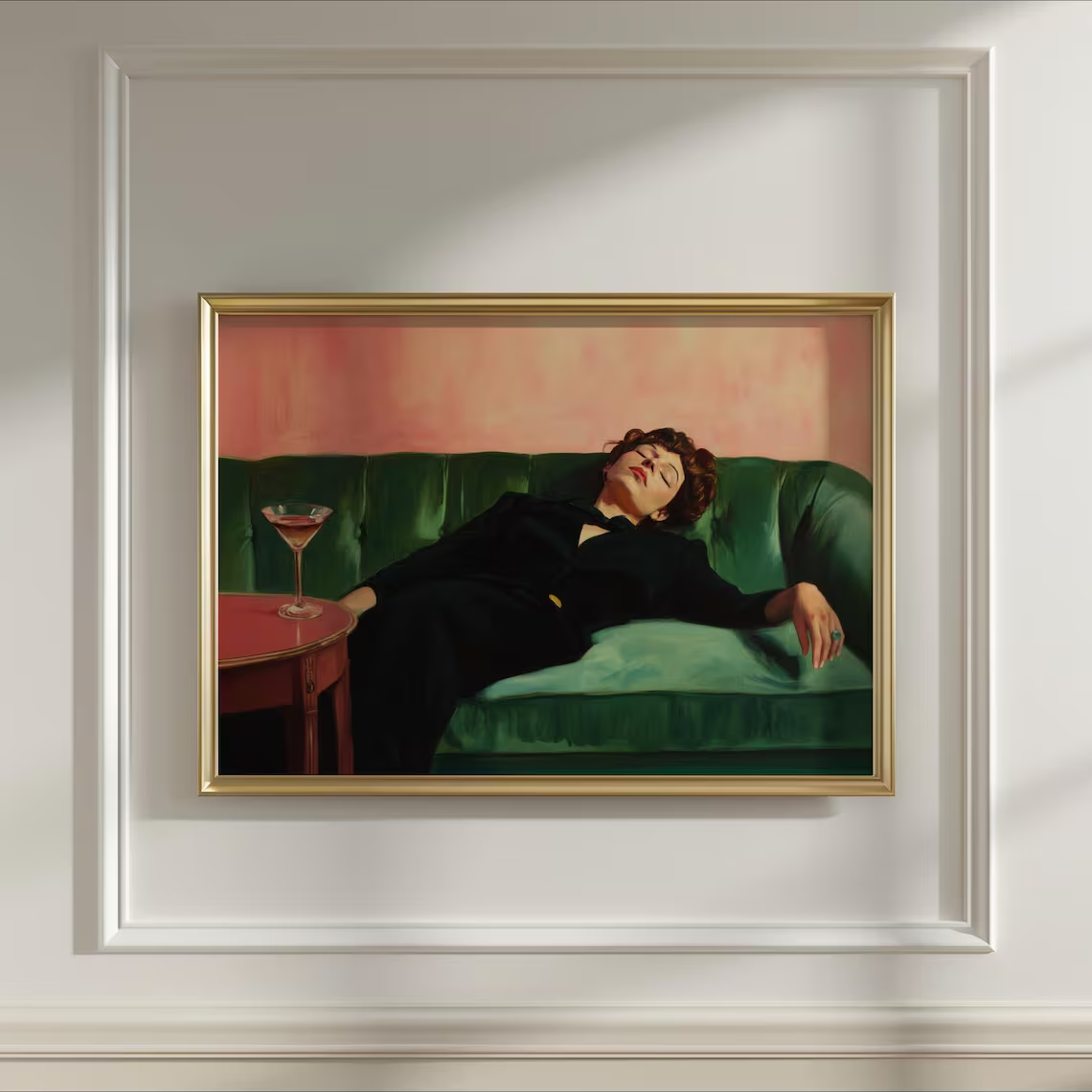 Photography By - Wanita di Sofa dengan Martini |
